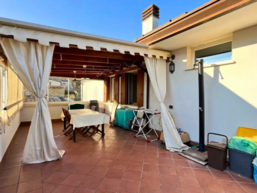 Immagine 1 di Casa bifamiliare in vendita  in Via Enrico Fermi, 1 a Barbarano Mossano