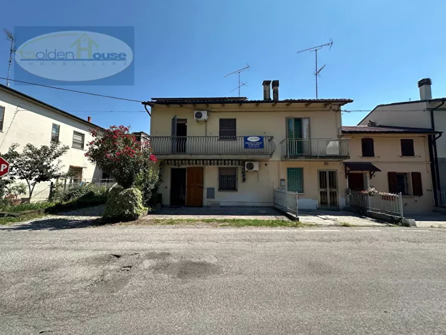 Immagine 1 di Villetta a schiera in vendita  in Via Severino Ferrari 3 a Molinella