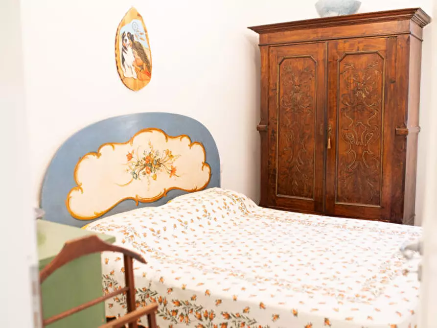 Immagine 6 di Casa trifamiliare in vendita  in Marina Cala de' Medici a Rosignano Marittimo