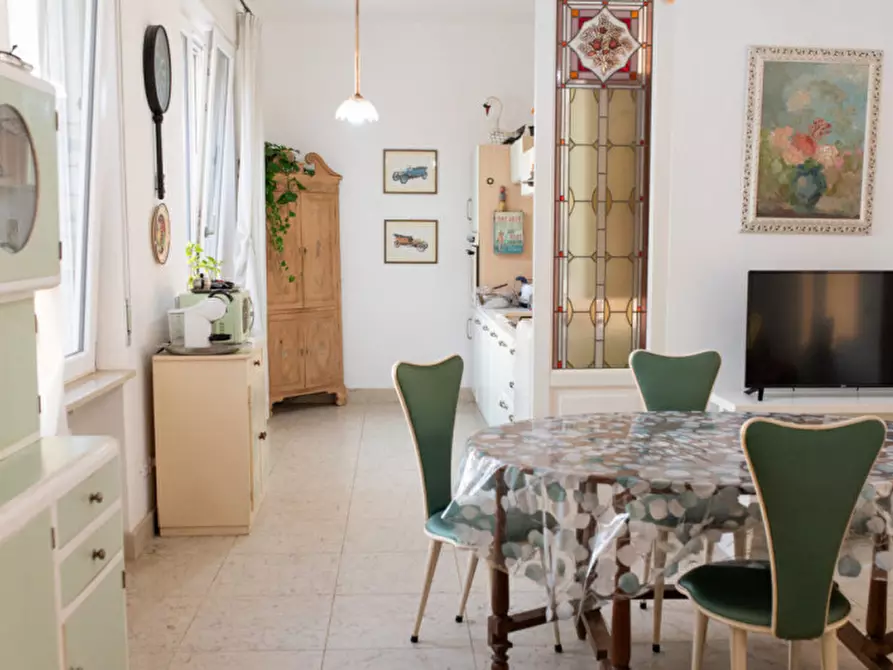 Immagine 9 di Casa trifamiliare in vendita  in Marina Cala de' Medici a Rosignano Marittimo