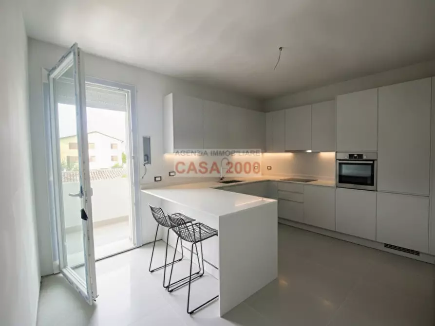 Immagine 2 di Appartamento in vendita  a Camposampiero