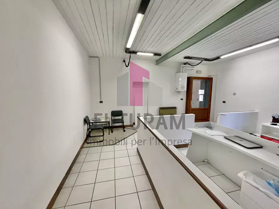 Immagine 7 di Ufficio in affitto  a Montegalda