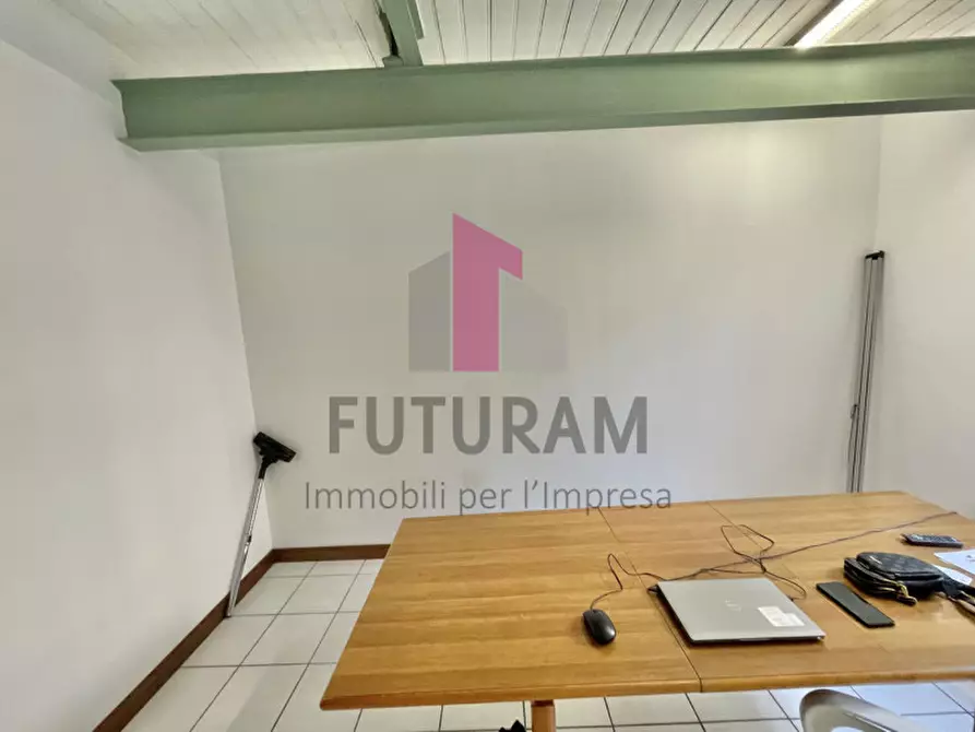 Immagine 17 di Ufficio in affitto  a Montegalda