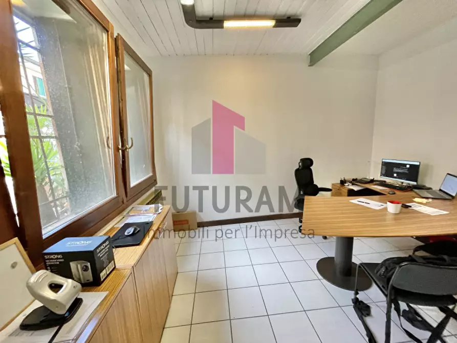 Immagine 18 di Ufficio in affitto  a Montegalda