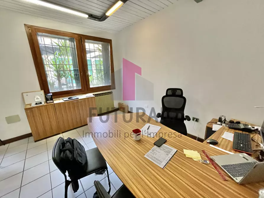 Immagine 20 di Ufficio in affitto  a Montegalda