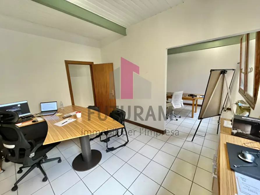 Immagine 22 di Ufficio in affitto  a Montegalda