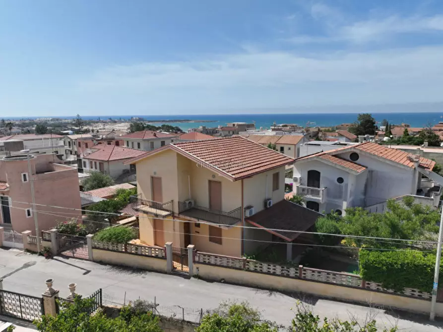 Immagine 3 di Casa indipendente in vendita  in Via dei Navigatori a Modica