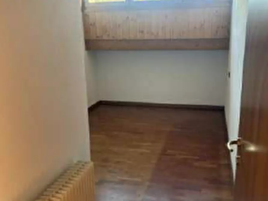 Immagine 4 di Appartamento in vendita  in Viale Tiziano, 3 a Domegge Di Cadore
