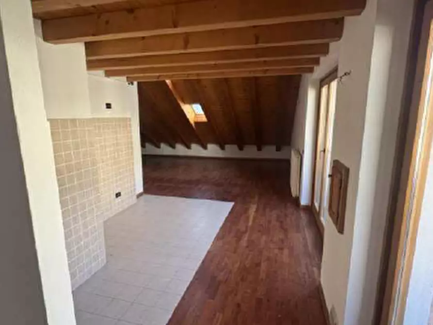 Immagine 3 di Appartamento in vendita  in Viale Tiziano, 3 a Domegge Di Cadore
