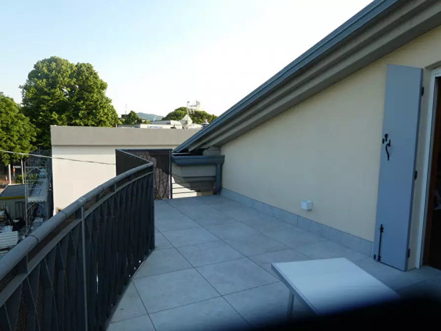 Immagine 20 di Appartamento in vendita  in Viale Giuseppe Mazzini a Abano Terme
