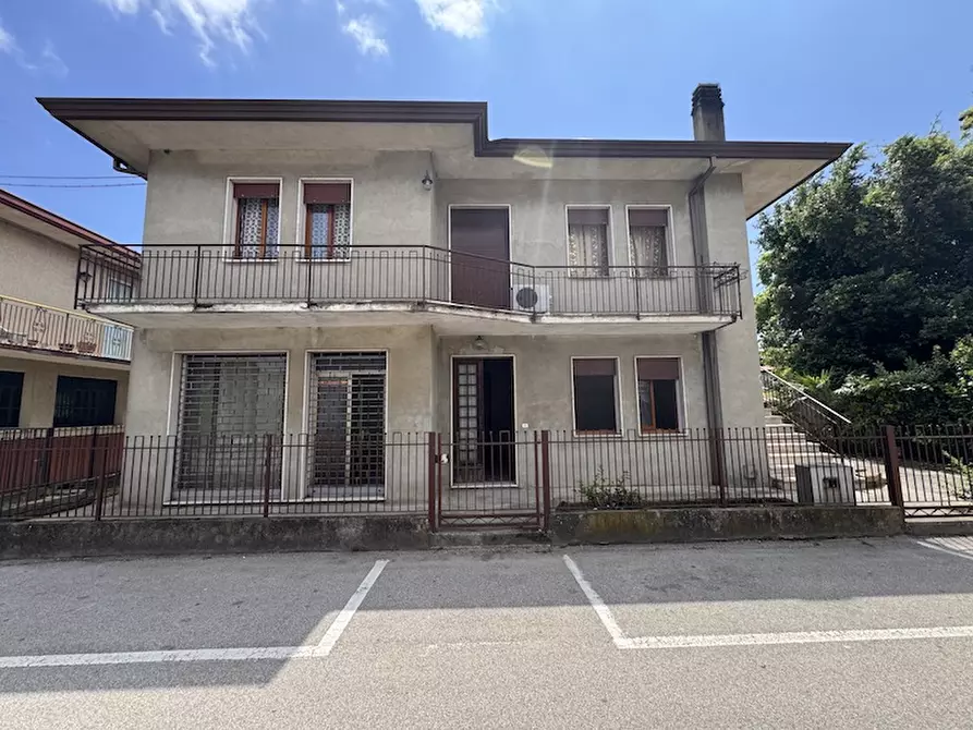 Immagine 2 di Casa indipendente in vendita  a Campolongo Maggiore