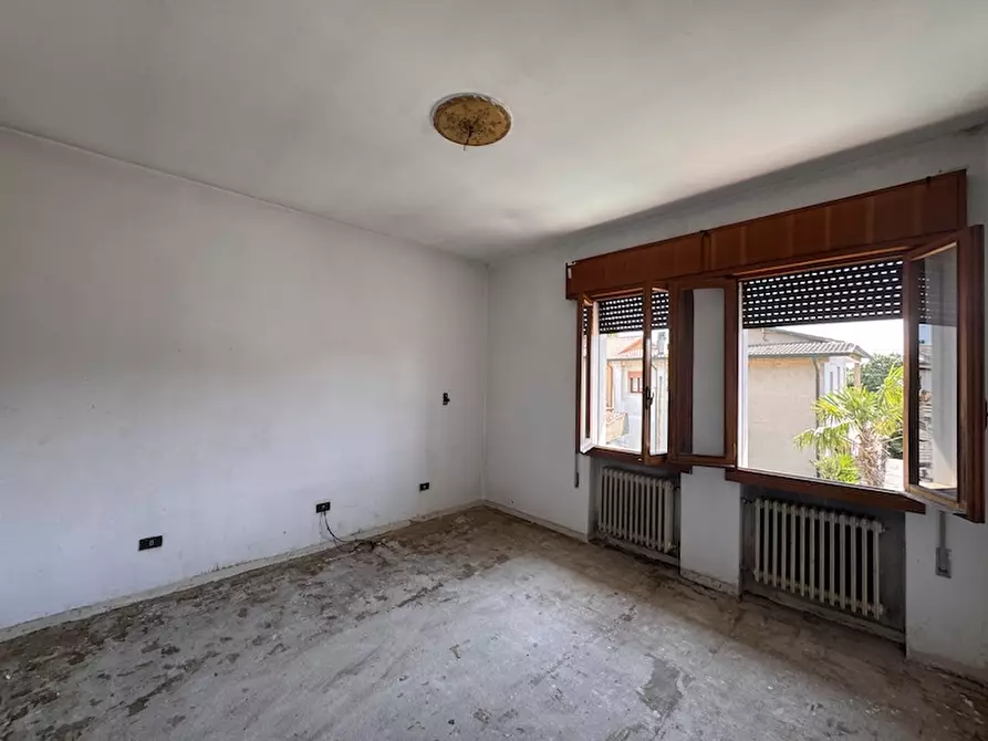 Immagine 9 di Casa indipendente in vendita  a Campolongo Maggiore