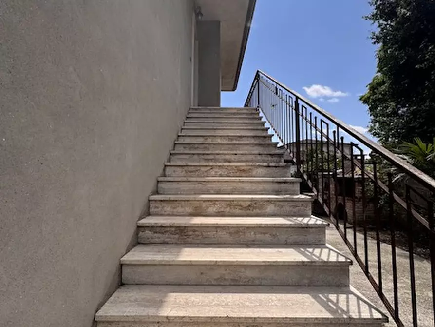 Immagine 11 di Casa indipendente in vendita  a Campolongo Maggiore