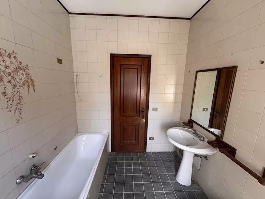 Immagine 16 di Casa indipendente in vendita  a Campolongo Maggiore