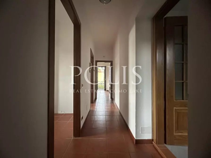 Immagine 5 di Casa indipendente in vendita  a Eupilio