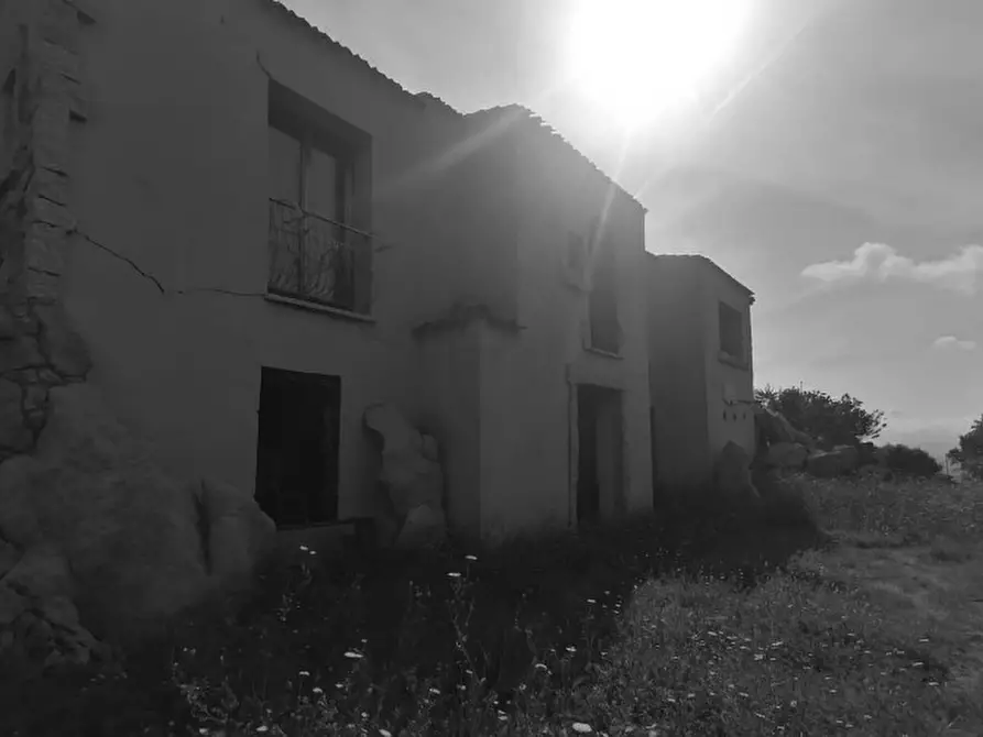 Immagine 2 di Villa in vendita  in Olbia, Via Siddatu - località Mustazzone - Olbia (SS) a Olbia