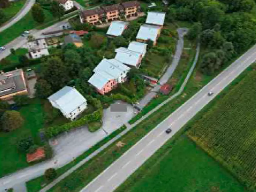 Immagine 2 di Terreno in vendita  in Via Sampoi a Limana