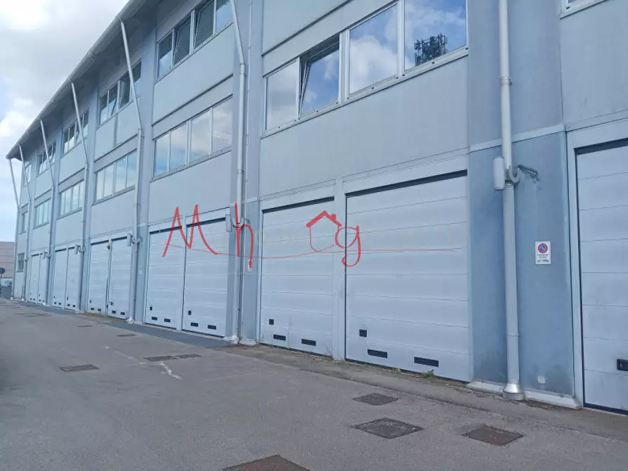 Immagine 4 di Garage in vendita  in Via Giovanni Battista Ricci a Padova