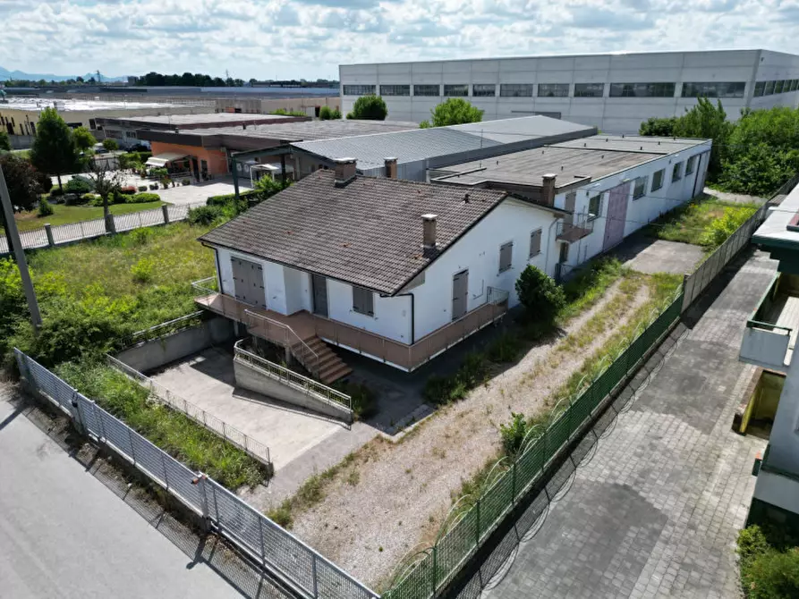 Immagine 2 di Casa indipendente in vendita  in Viale Europa a Veronella