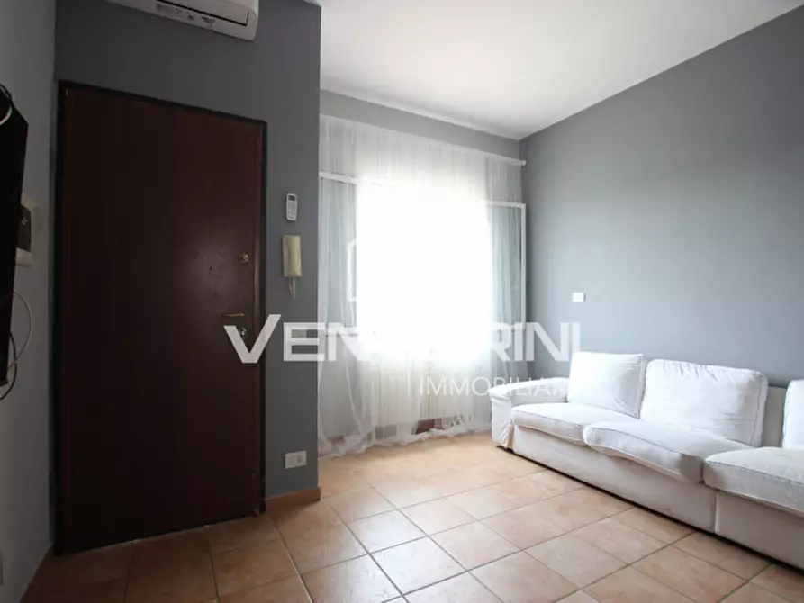 Immagine 3 di Villetta a schiera in vendita  in Via Entratico, 21 a Roma