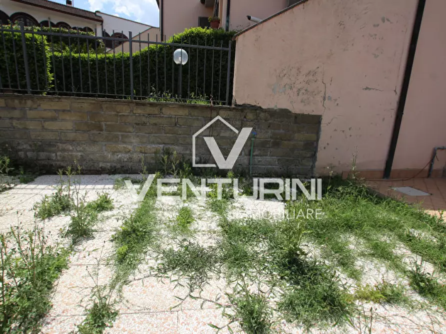 Immagine 18 di Villetta a schiera in vendita  in Via Entratico, 21 a Roma
