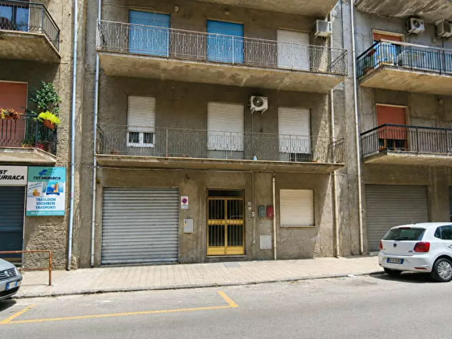Immagine 1 di Appartamento in vendita  in Viale Aldo Moro XI Traversa, 19 a Reggio Di Calabria