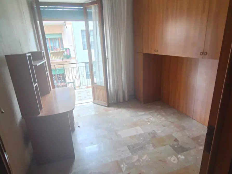 Immagine 4 di Appartamento in vendita  in Viale Aldo Moro XI Traversa, 19 a Reggio Di Calabria