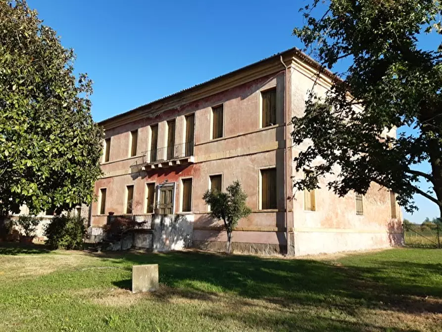 Immagine 3 di Palazzo in vendita  in Via Roma a Saccolongo