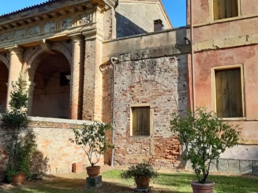 Immagine 9 di Palazzo in vendita  in Via Roma a Saccolongo