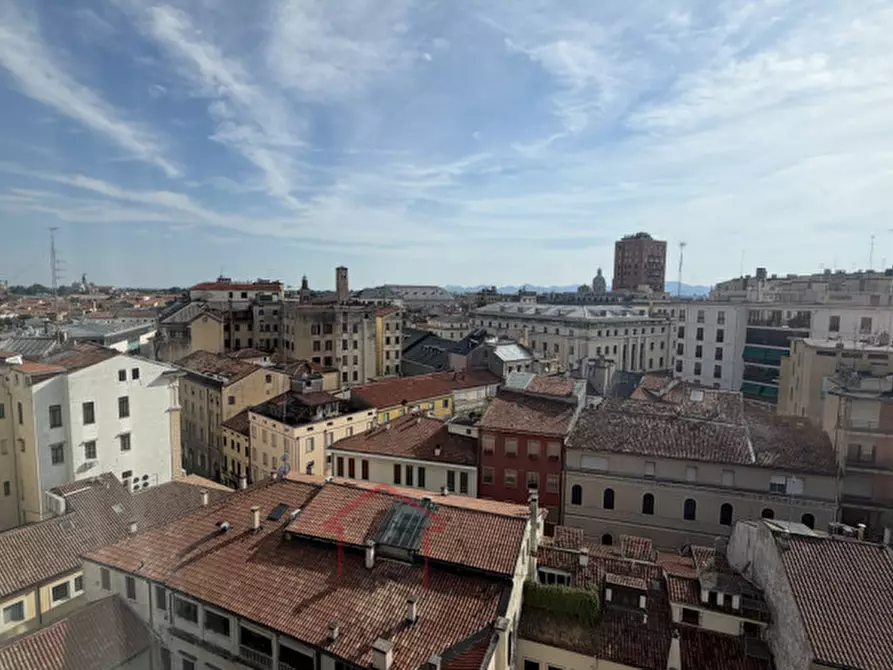 Immagine 25 di Appartamento in affitto  in Largo Europa a Padova