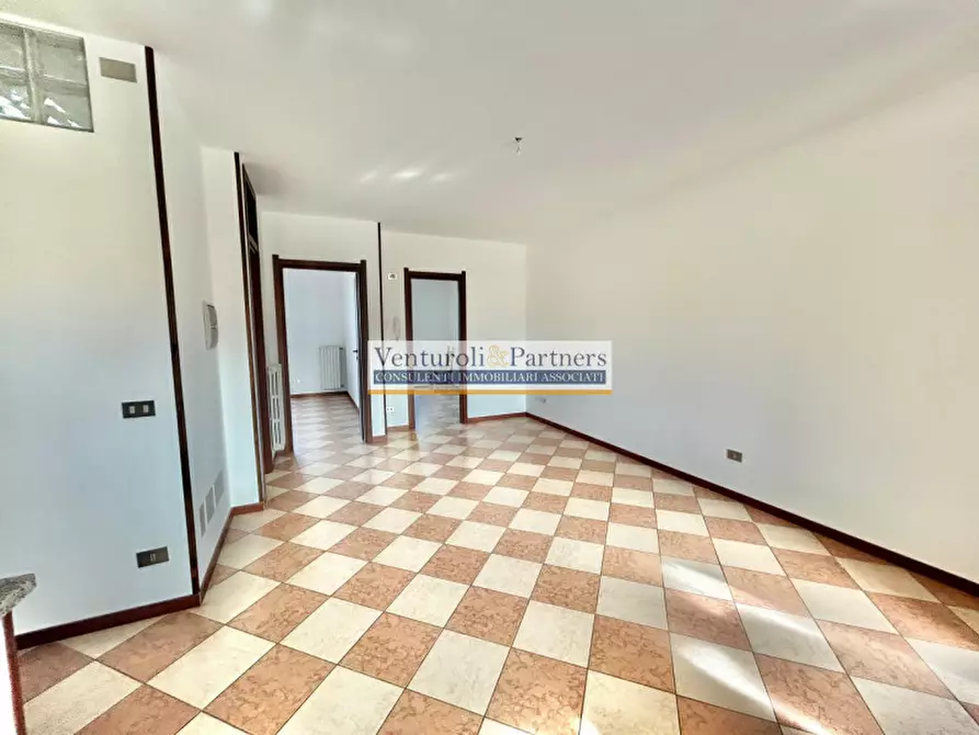 Immagine 5 di Appartamento in vendita  in Via Don Primo Mazzolari a Sirmione