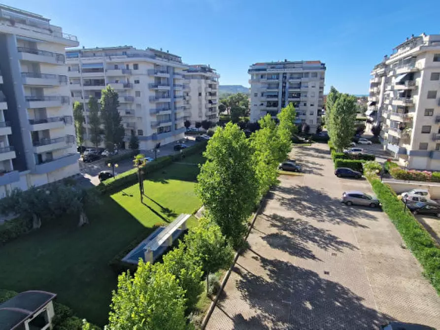 Immagine 1 di Appartamento in vendita  in via Lussemburgo a Montesilvano