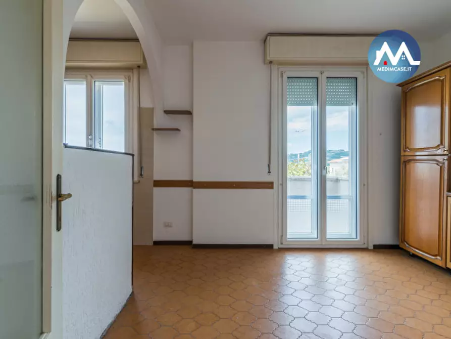 Immagine 9 di Casa bifamiliare in vendita  in strada san giovanni in marignano a Tavullia