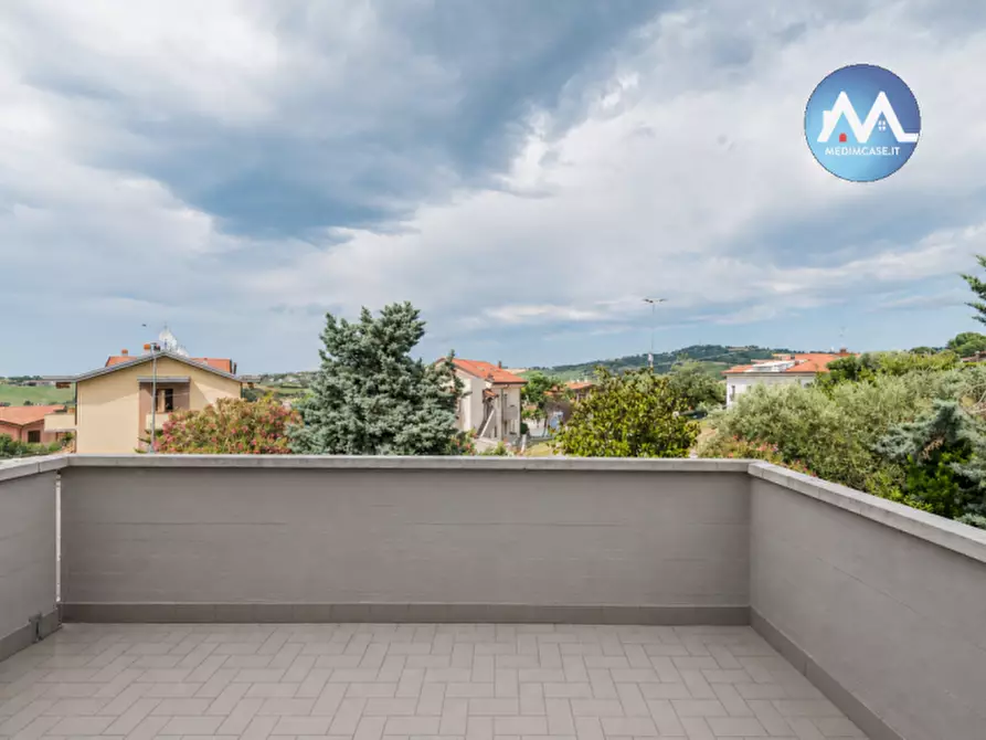 Immagine 12 di Casa bifamiliare in vendita  in strada san giovanni in marignano a Tavullia