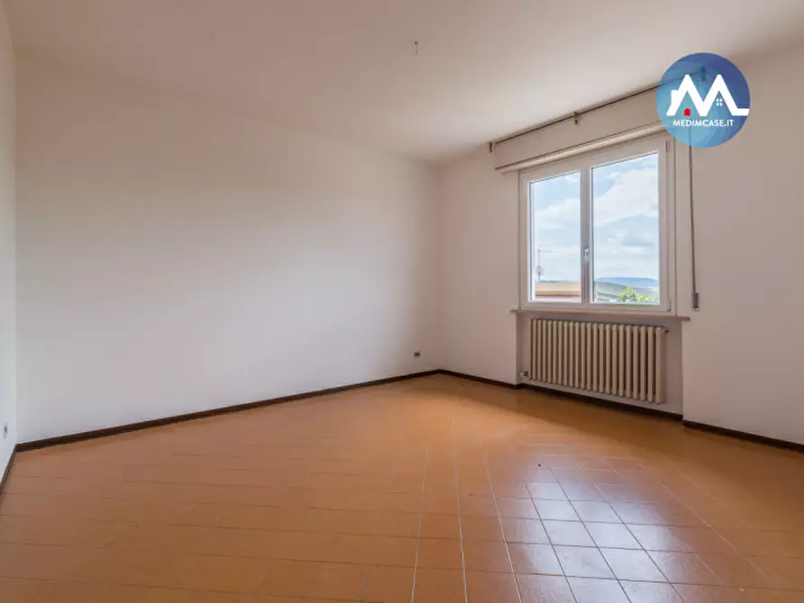 Immagine 18 di Casa bifamiliare in vendita  in strada san giovanni in marignano a Tavullia