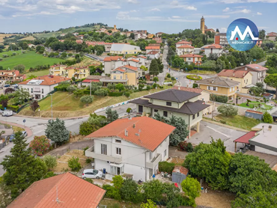 Immagine 30 di Casa bifamiliare in vendita  in strada san giovanni in marignano a Tavullia