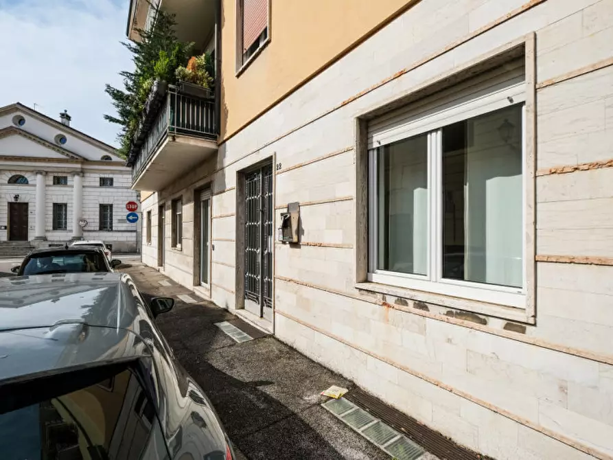 Immagine 25 di Ufficio in affitto  in Stradella Della Racchetta 22 a Vicenza