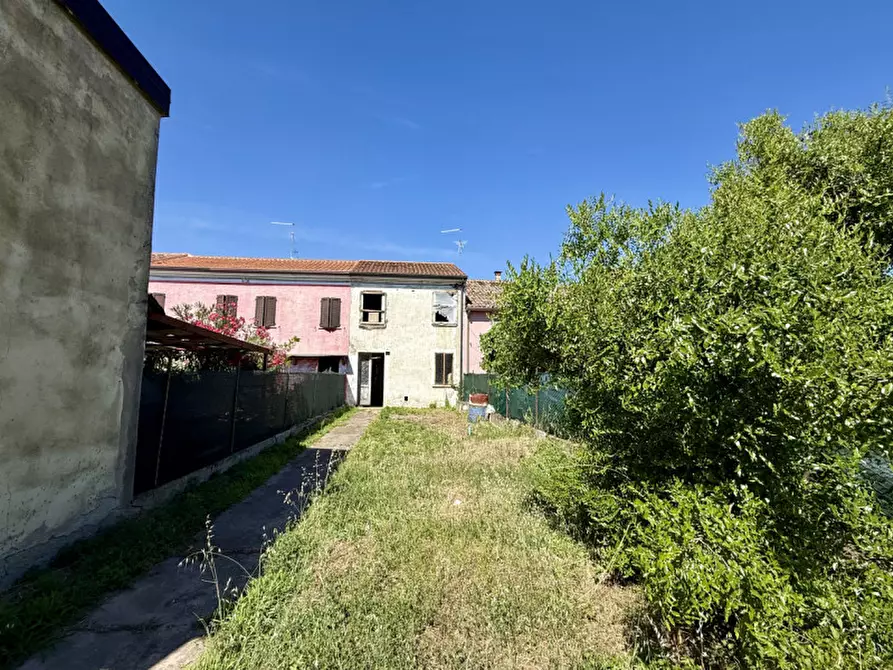 Immagine 2 di Villetta a schiera in vendita  in Via borghetto, 65 a Villa Bartolomea