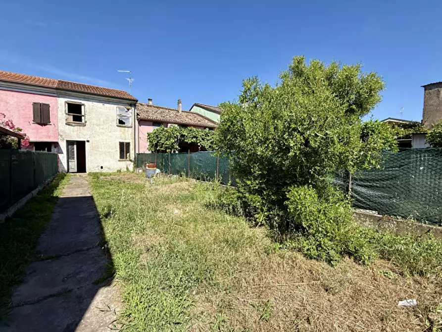 Immagine 3 di Villetta a schiera in vendita  in Via borghetto, 65 a Villa Bartolomea