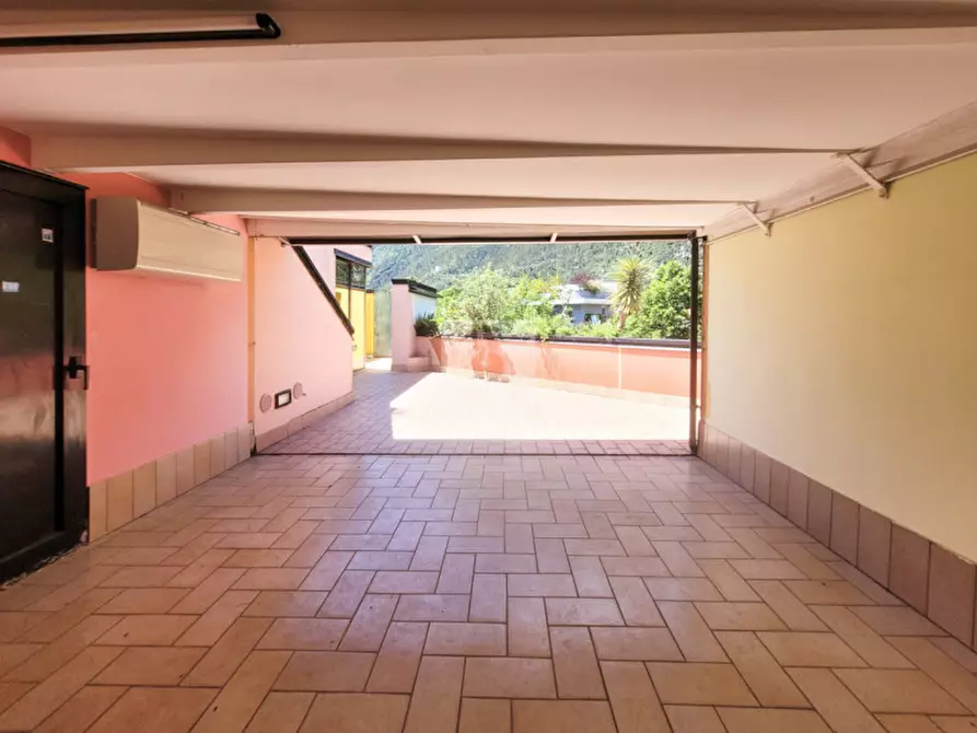 Immagine 18 di Appartamento in vendita  a Riva Del Garda