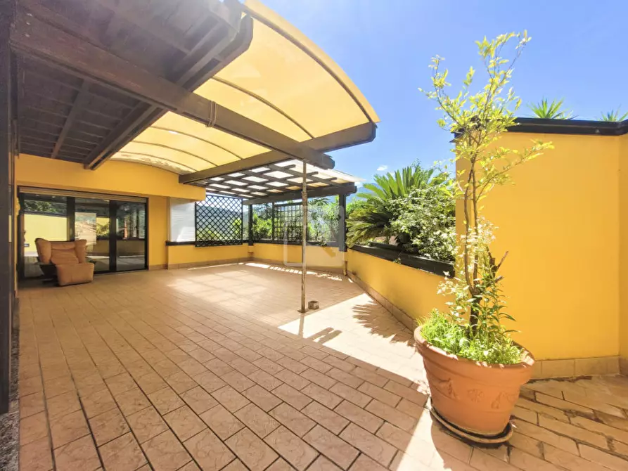 Immagine 22 di Appartamento in vendita  a Riva Del Garda