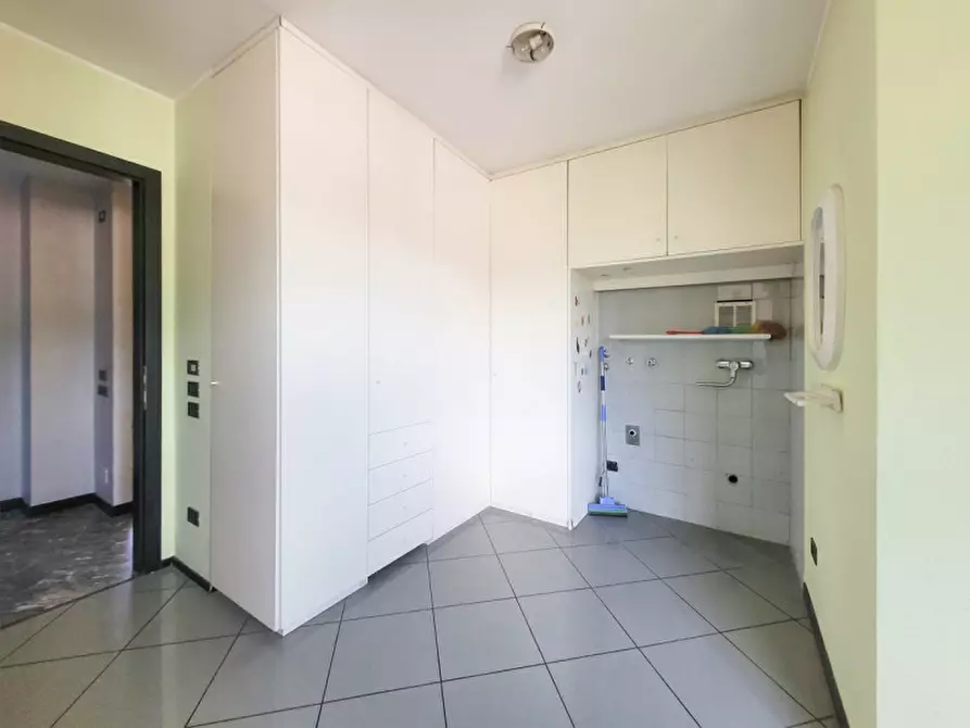 Immagine 30 di Appartamento in vendita  a Riva Del Garda