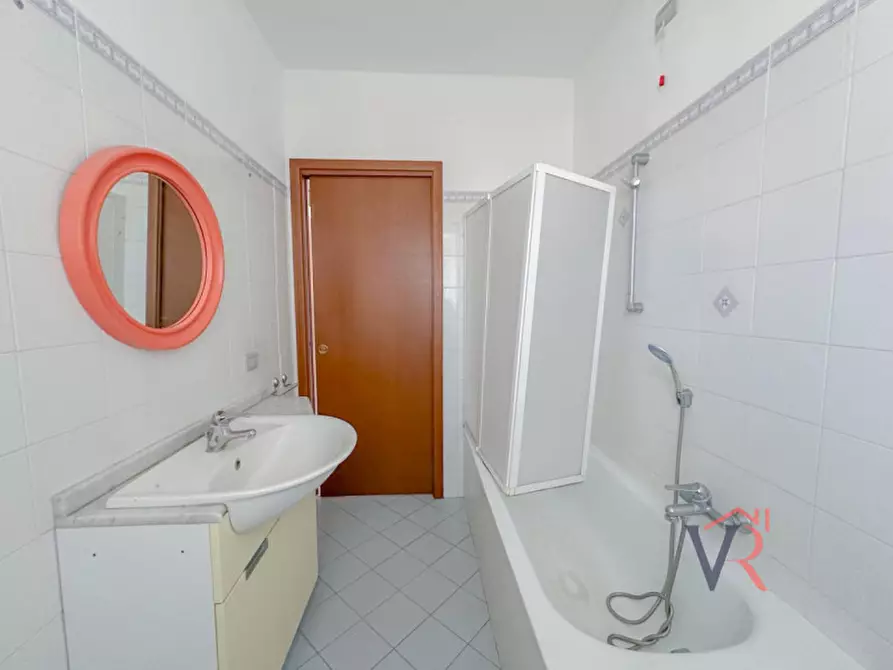 Immagine 15 di Appartamento in vendita  in Via Giuseppe Verdi a Dello