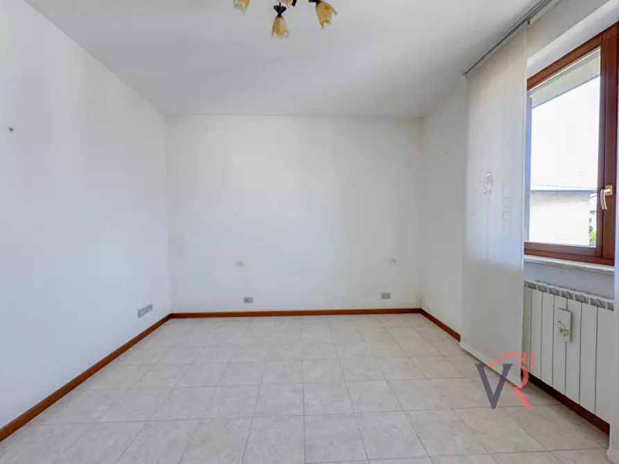 Immagine 17 di Appartamento in vendita  in Via Giuseppe Verdi a Dello