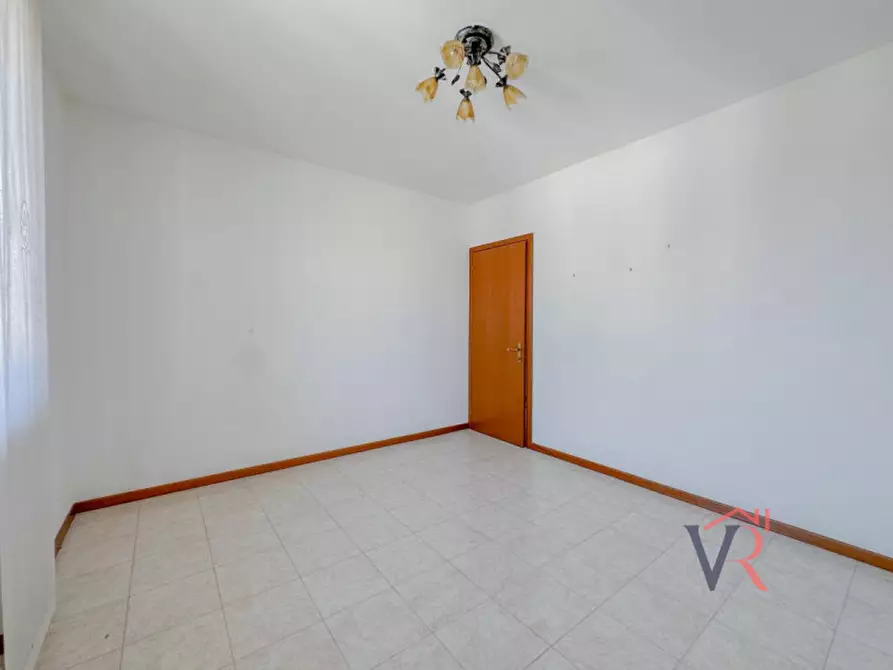 Immagine 18 di Appartamento in vendita  in Via Giuseppe Verdi a Dello