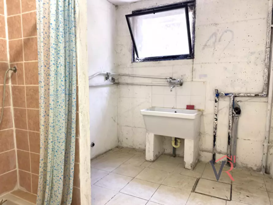 Immagine 24 di Appartamento in vendita  in Via Giuseppe Verdi a Dello