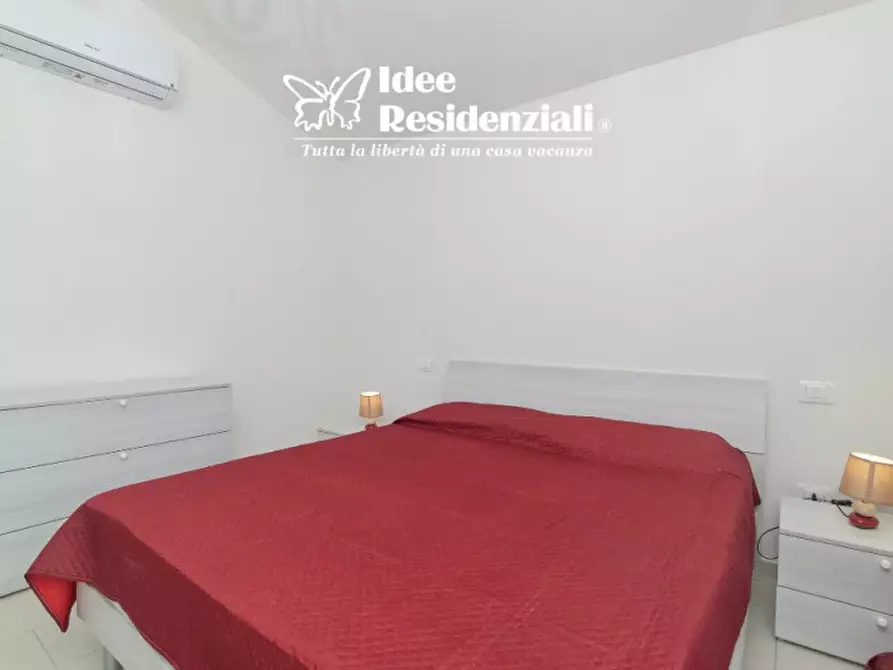 Immagine 11 di Appartamento in vendita  a Olbia