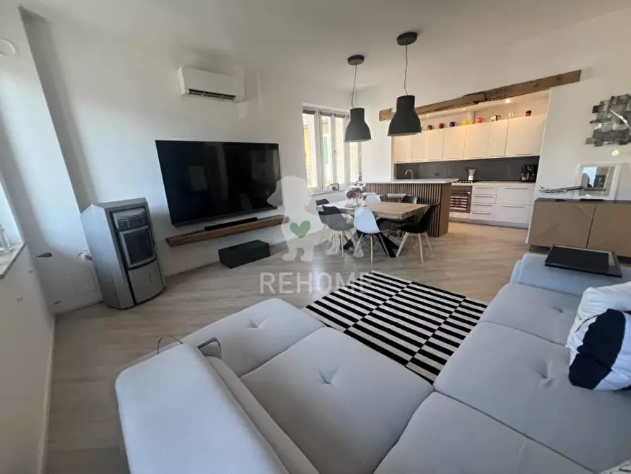 Immagine 4 di Appartamento in vendita  in Via Primo Maggio a Tarcento