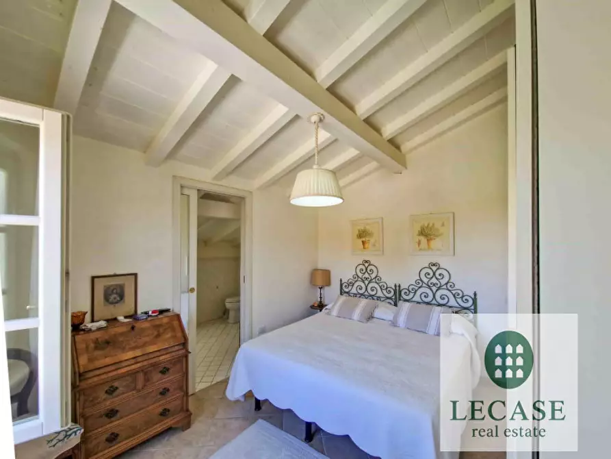 Immagine 11 di Villa in vendita  in Via Palestro a Forte Dei Marmi