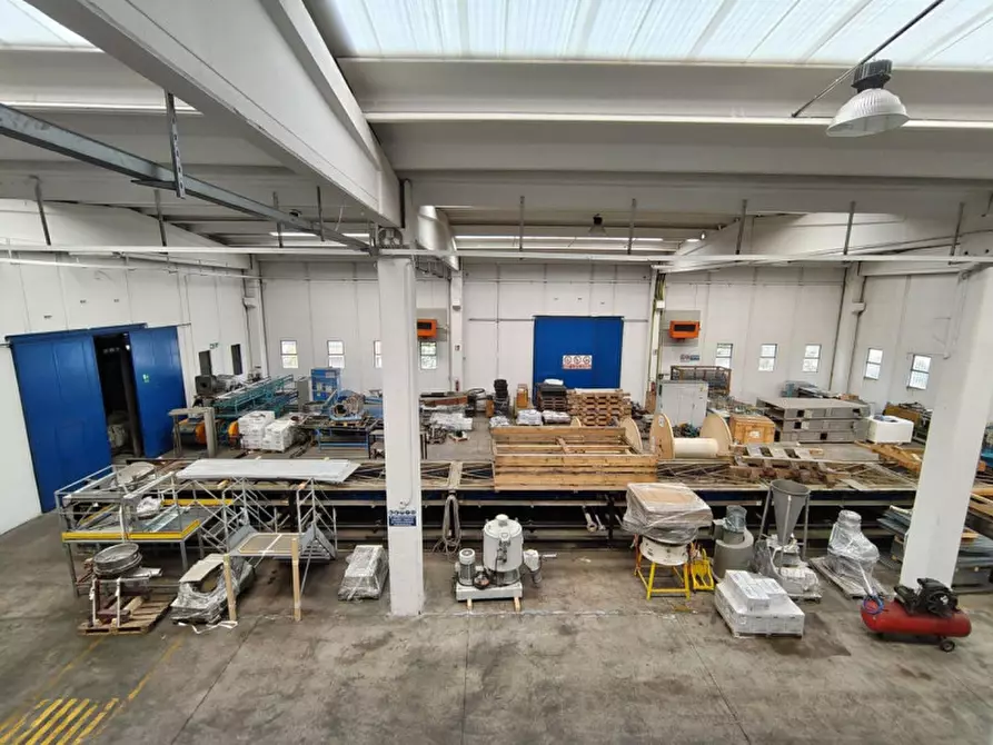 Immagine 11 di Capannone industriale in vendita  in Via Vecchia Milanese, 15, 21040 Venegono Inferiore VA, Italia a Venegono Inferiore